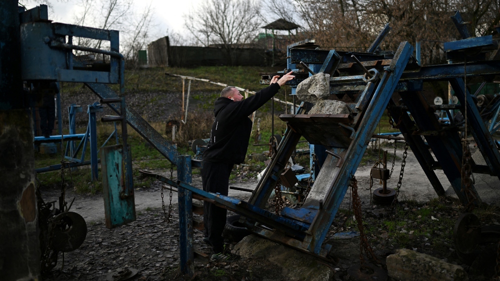 US pressed Ukraine to accept deal at Geneva talks, official says